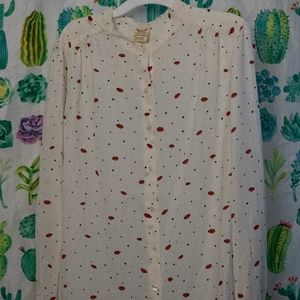 Red Lips  button down blouse M